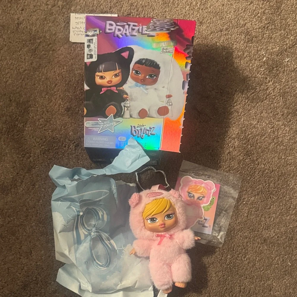 Bratzies Cloe Doll – Extra Figure, Open Box, Official Website Purchase - Picture 2 of 3